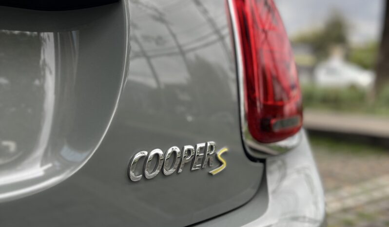 
								MINI Cooper 33KWH SE Mini Electric Iconic. 2023 lleno									