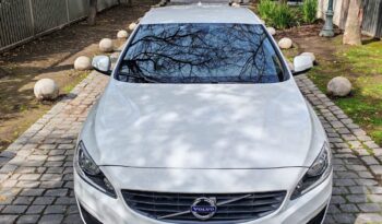 
										Volvo S60 D2 comfort 2018 lleno									