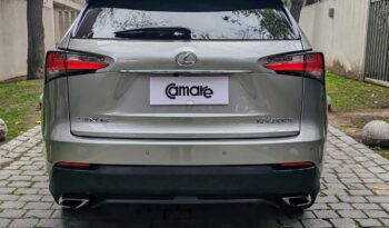 
										LEXUS NX 200t lleno									