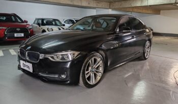 
										BMW 320D SPORT lleno									