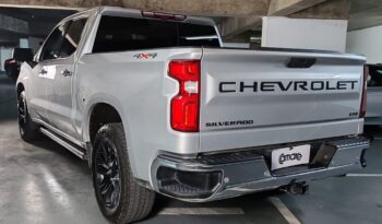 
										Chevrolet Silverado LTZ lleno									