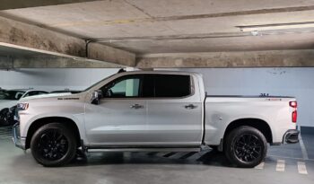 
										Chevrolet Silverado LTZ lleno									