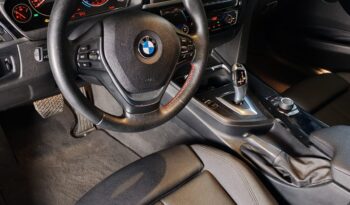 
										BMW 318 Sport lleno									