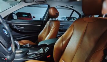 
										BMW 320D SPORT lleno									