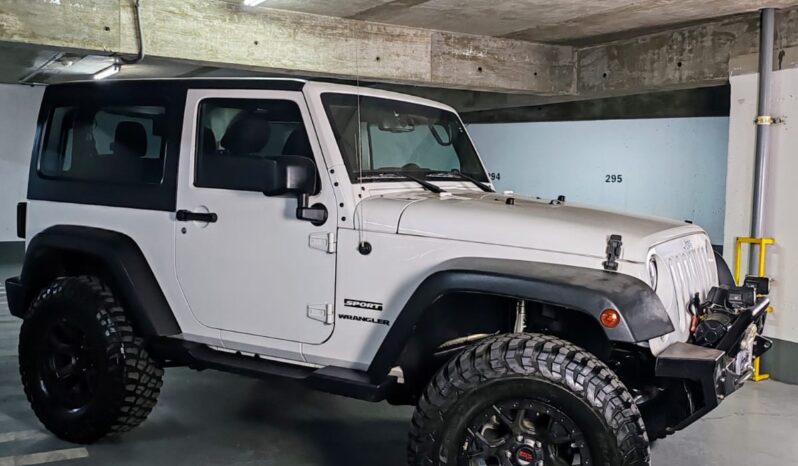 
								Jeep Wrangler Sport 2018 lleno									