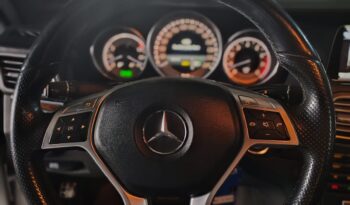 
										Mercedes Benz E350 lleno									