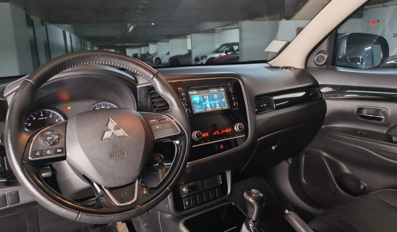 
								MITSUBISHI OUTLANDER 2.0 MANUAL lleno									