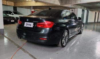 
										BMW 320D SPORT lleno									