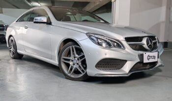 
										Mercedes Benz E350 lleno									