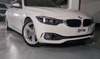 
										BMW 418i lleno									