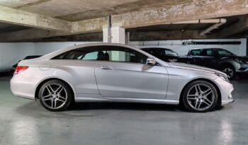 
										Mercedes Benz E350 lleno									