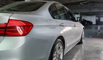 
										BMW 318 Sport lleno									