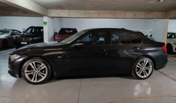 
										BMW 320D SPORT lleno									