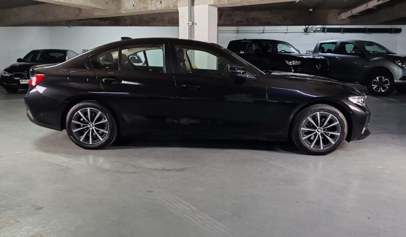 
								BMW 320d excecutive lleno									