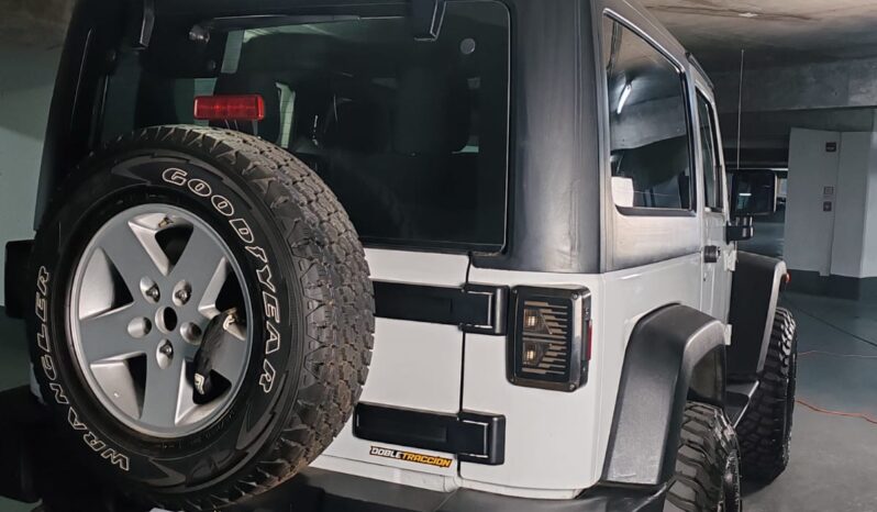 
								Jeep Wrangler Sport 2018 lleno									