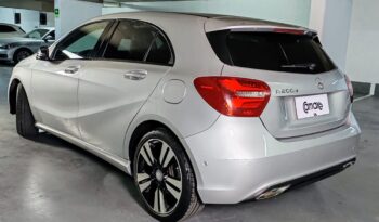
										mercedes a200d sport lleno									