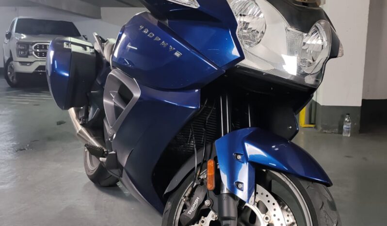 
								Triumph Trophy lleno									