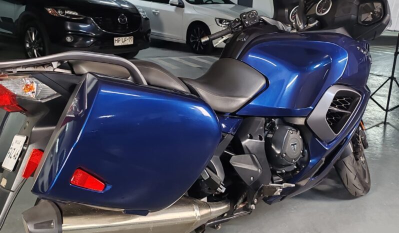 
								Triumph Trophy lleno									