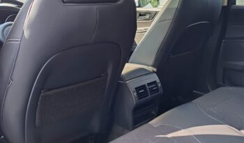 
										Jaguar XE lleno									